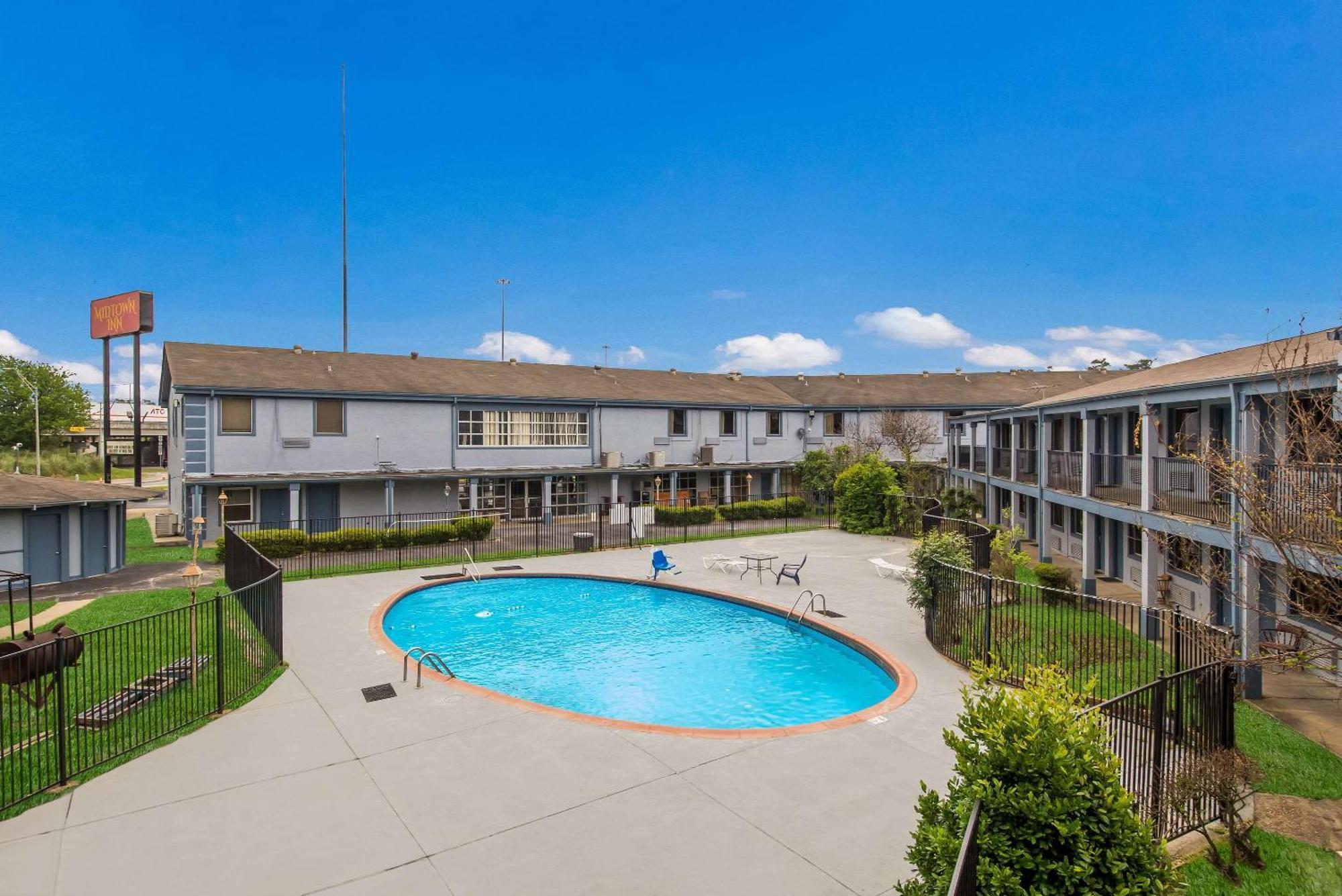 Rodeway Inn Conference Center Beaumont Bagian luar foto